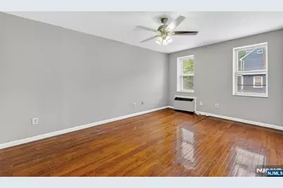 19 Lyons 204 #204, Newark, NJ 07112 - Photo 8