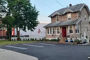 58 S Farview Ave, Paramus, NJ 07652 - Photo 1