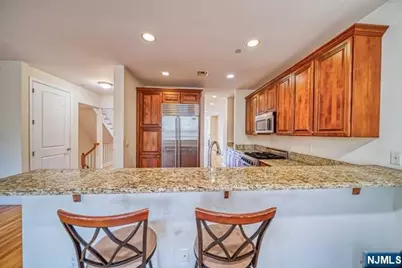 27 Harrington Court, Harrington Park, NJ 07640 - Photo 8