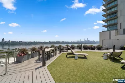 320 Adolphus Avenue 1102 #1102, Cliffside Park, NJ 07010 - Photo 24