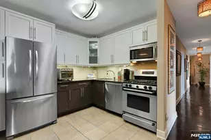 2000 Linwood Ave 22C/D, Fort Lee, NJ 07024 - Photo 2