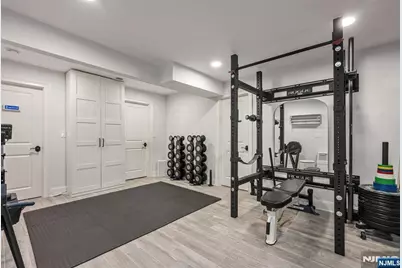 52 Bliss Avenue, Tenafly, NJ 07670 - Photo 32