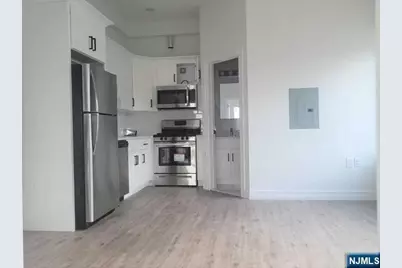 91 Jewell Street 6 #6, Garfield, NJ 07026 - Photo 4