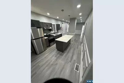 605 Madison Avenue 1 #1, Paterson, NJ 07514 - Photo 8