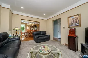 147 Claremont Ave, Verona, NJ 07044 - Photo 6