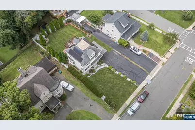 147 Claremont Avenue, Verona, NJ 07044 - Photo 36