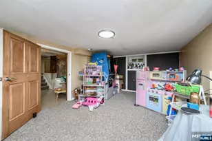 147 Claremont Ave, Verona, NJ 07044 - Photo 16