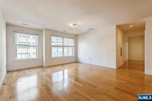 20 Ave At Port Imperial 324, West New York, NJ 07093 - Photo 12