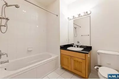 20 Ave At Port Imperial 324 #324, West New York, NJ 07093 - Photo 18