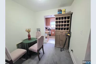 2165D N Central Road D #D, Fort Lee, NJ 07024 - Photo 2