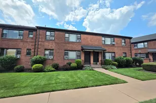 2165D N Central Road D, Fort Lee, NJ 07024 - Photo 10