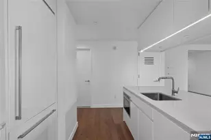 99 Hudson Street 2811, Jersey City, NJ 07302 - Photo 4