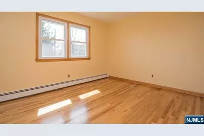 403 Longview, Northvale, NJ 07647 - Photo 12