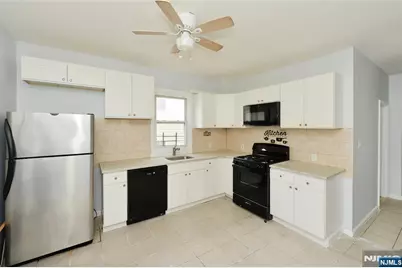 45-47 Hedden Terrace, Newark, NJ 07108 - Photo 6