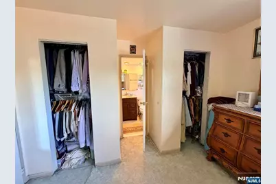 114 Sandra Drive, Totowa, NJ 07512 - Photo 20
