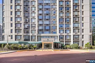 45 River Dr 415, Jersey City, NJ 07310 - Photo 22