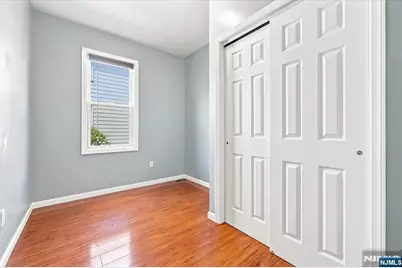 204 Hayward Place 1 #1, Wallington, NJ 07057 - Photo 8