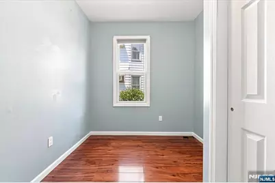 204 Hayward Place 1 #1, Wallington, NJ 07057 - Photo 10