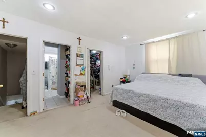 270 Westervelt Place, Lodi, NJ 07644 - Photo 14