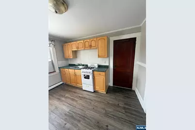 170 Laurel Avenue 3 #3, Kearny, NJ 07032 - Photo 8