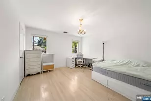 1095 Palisade Ave, Fort Lee, NJ 07024 - Photo 16