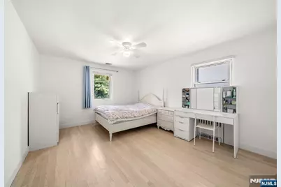 1095 Palisade Avenue, Fort Lee, NJ 07024 - Photo 14
