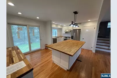 70 Beverly Road, Bloomfield, NJ 07003 - Photo 4