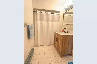27 Glendale, Hillsdale, NJ 07642 - Photo 12