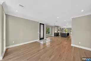 156 Morningside Ln A, Palisades Park, NJ 07650 - Photo 8