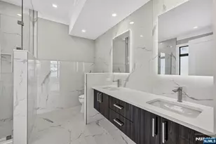 156 Morningside Ln A, Palisades Park, NJ 07650 - Photo 28