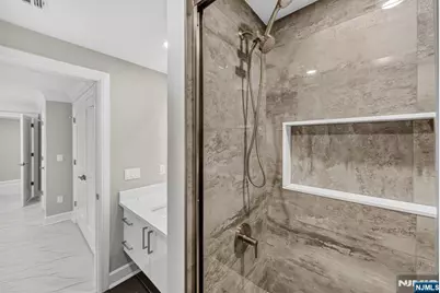 156 Morningside Lane B #B, Palisades Park, NJ 07650 - Photo 22