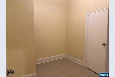 413 Frank E Rodgers Boulevard 2 #2, Harrison, NJ 07029 - Photo 6