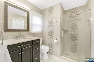 99 Lambert Pl, Paramus, NJ 07652 - Photo 16
