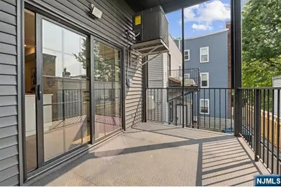545 Palisade Avenue 2 #2, Jersey City, NJ 07307 - Photo 20