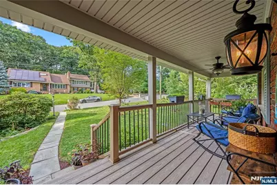 64 Grandview Drive, Haledon, NJ 07508 - Photo 6