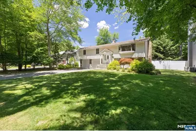 149 Sherwood Drive, Ramsey, NJ 07446 - Photo 2