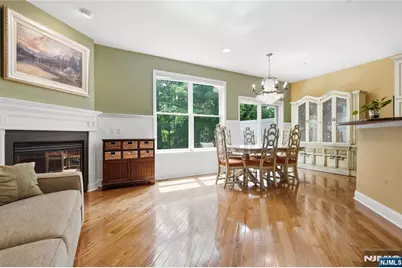 1005 Whitney Lane, Allendale, NJ 07401 - Photo 10