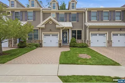 1005 Whitney Lane, Allendale, NJ 07401 - Photo 2