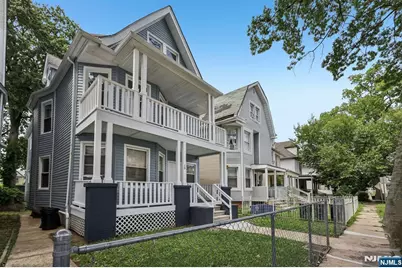 19 Nassau Place, East Orange, NJ 07018 - Photo 2