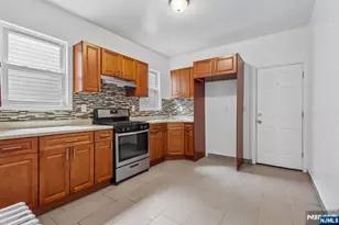 19 Nassau Pl, East Orange, NJ 07018 - Photo 8