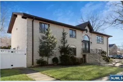 703 Day Avenue The First Fl #The first fl, Ridgefield, NJ 07657 - Photo 1
