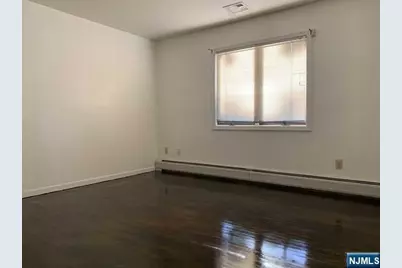 703 Day Avenue The First Fl #The first fl, Ridgefield, NJ 07657 - Photo 6