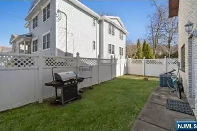 703 Day Avenue The First Fl #The first fl, Ridgefield, NJ 07657 - Photo 2