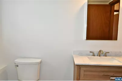 28 Elmhurst Street 1 #1, Elmwood Park, NJ 07407 - Photo 22