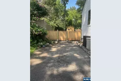 506 Smith Place, Ridgewood, NJ 07450 - Photo 10