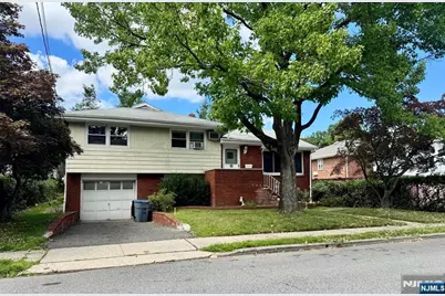 2465 Camner Street, Fort Lee, NJ 07024 - Photo 2