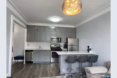 16 Forest Street 404 #404, Montclair, NJ 07042 - Photo 2