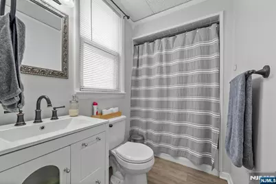 73 Berkeley Avenue, Bloomfield, NJ 07003 - Photo 20