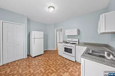 73 Berkeley Avenue, Bloomfield, NJ 07003 - Photo 26
