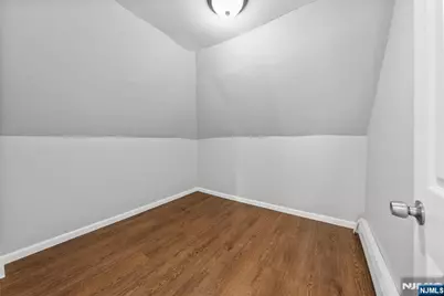 73 Berkeley Avenue, Bloomfield, NJ 07003 - Photo 38